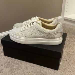 BETSEY JOHNSON PEARL SNEAKERS